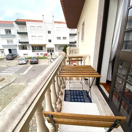 Spray Mini Bar, European Style Apartment Nazare